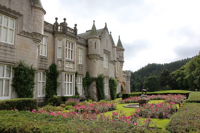 Balmoral Castle & Estate Tuminds